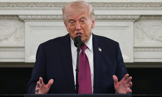 Diễn Biến Quan Trọng: Tổng thống Mỹ Donald Trump Thông Báo Iran Tha Mạng Tám Phụ Nữ Sau Đề Nghị Trực Tiếp Từ Washington