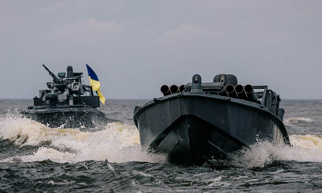 Ukraine Đề Xuất Sử Dụng Xuồng Tự Sát Tại Eo Biển Hormuz Trong Bối Cảnh Khủng Hoảng Năng Lượng Toàn Cầu